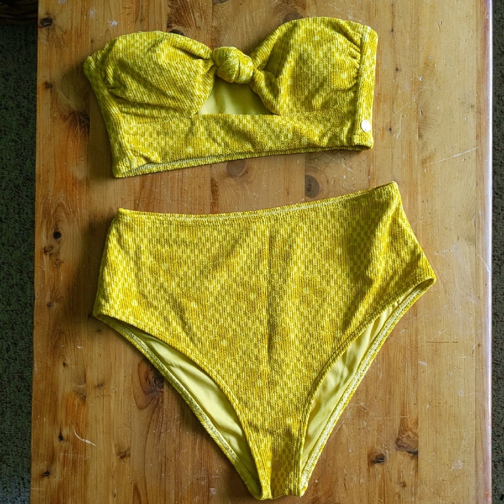 Billa Bong High-Waisted Bikini Set